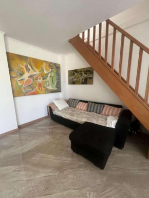 Ensemble d'Appartements à La Courneuve - Bien Desservis et Disponibles Séparément
